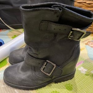 Aldo size 7 boots